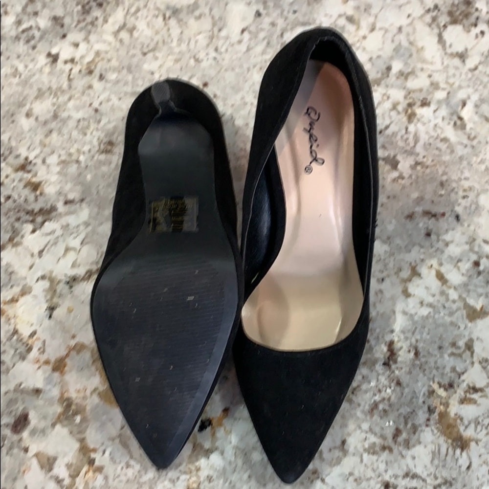 Shoes - Picture 2 of 2